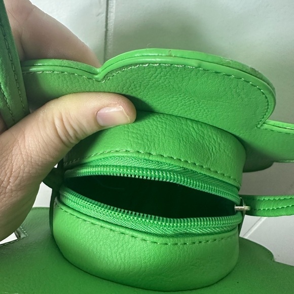 Cat & Jack Small Clover Rainbow Crossbody Purse - Picture 7 of 8